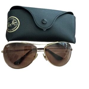 Ray-Ban Women’s Gold Frame Brown Lens Aviator Sunglasses with Black Case
